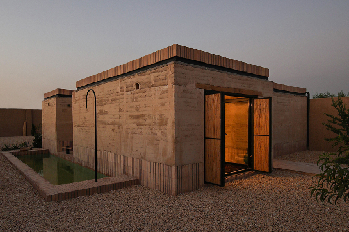 رتبه اول: خونه خاکی، اصفهان